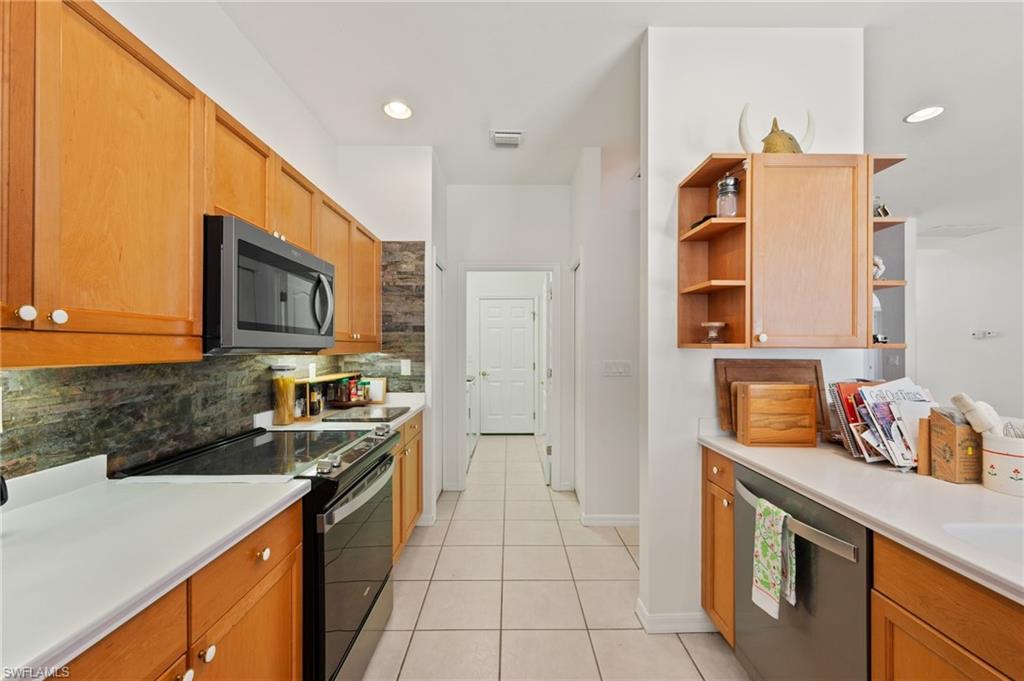 CROSS CREEK ESTATES - Residential