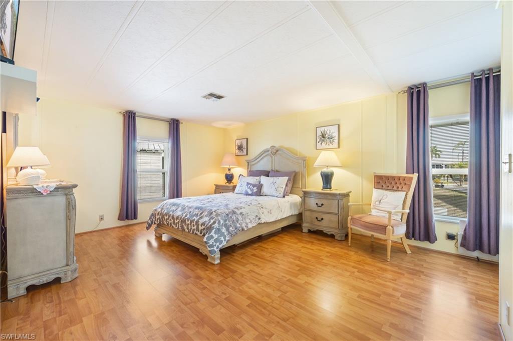 SIX LAKES COUNTRY CLUB - Residential