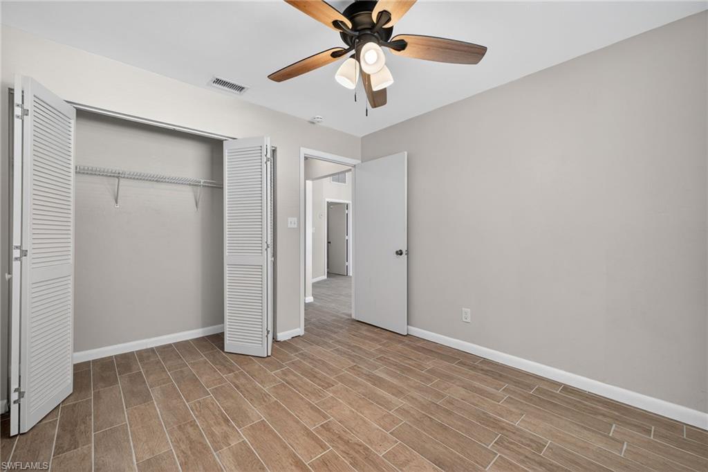 SAN CARLOS PARK - Residential