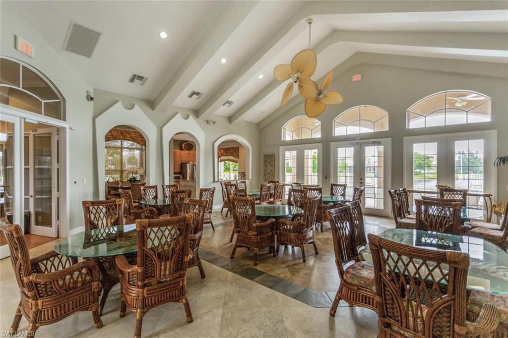 PEBBLE BEACH - Residential