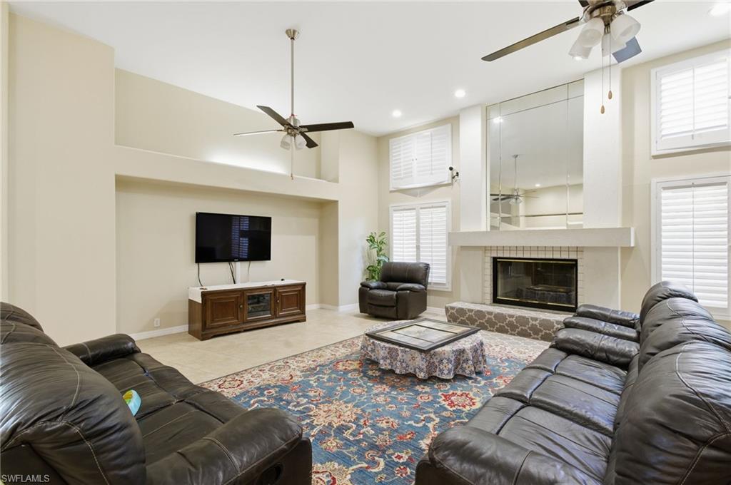 CARILLON WOODS - Residential