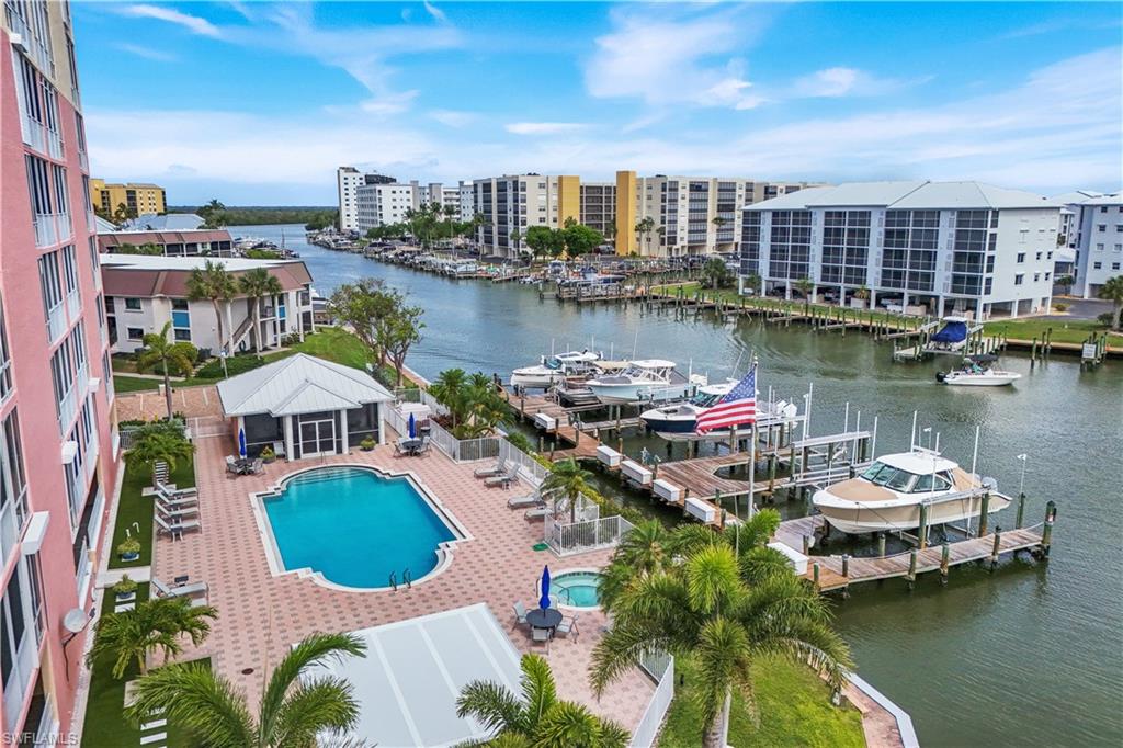 PALM HARBOR CLUB - Residential
