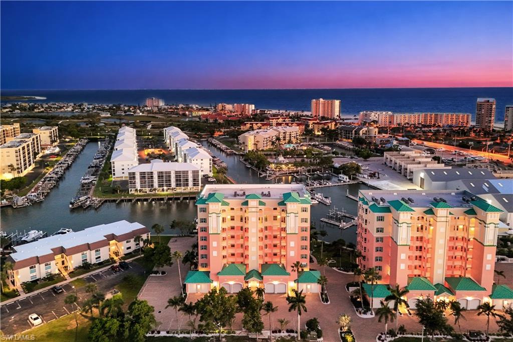 PALM HARBOR CLUB - Residential