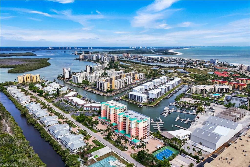 PALM HARBOR CLUB - Residential