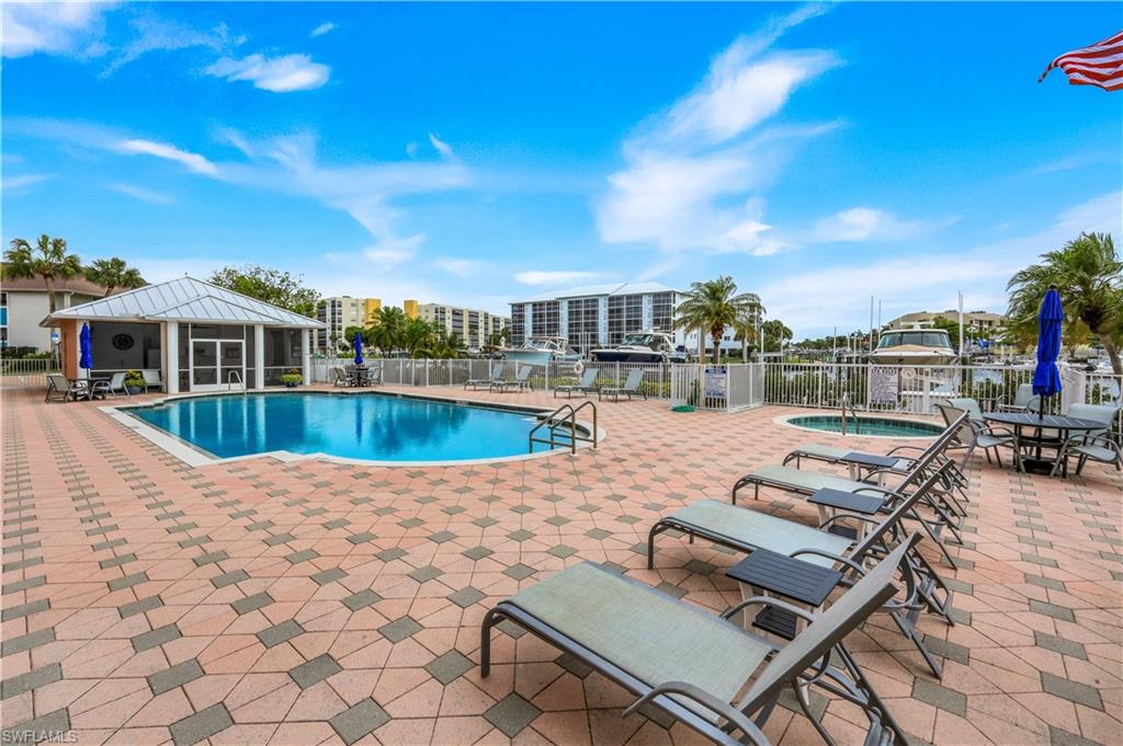 PALM HARBOR CLUB - Residential