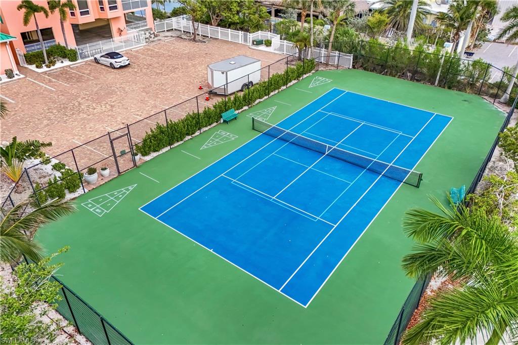 PALM HARBOR CLUB - Residential