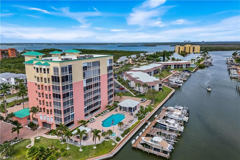 PALM HARBOR CLUB - Residential