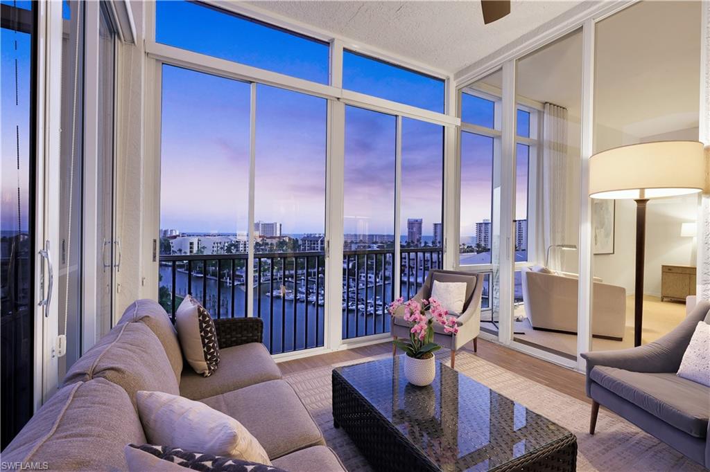 PALM HARBOR CLUB - Residential
