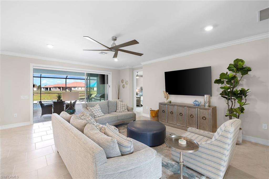 ROYAL PALM GOLF ESTATES - Residential Lease