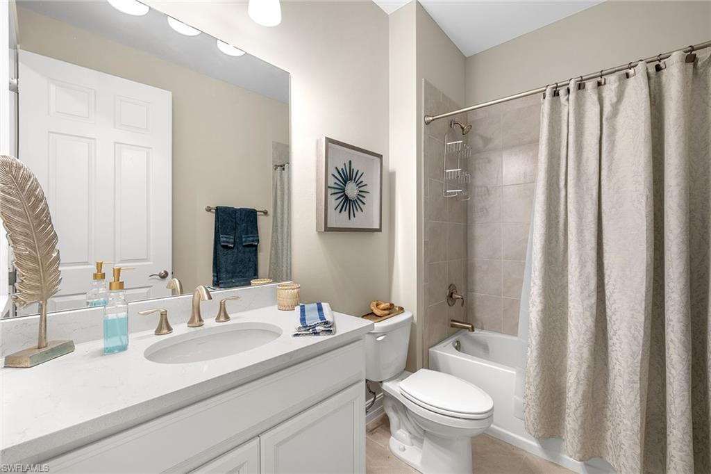 ROYAL PALM GOLF ESTATES - Residential Lease