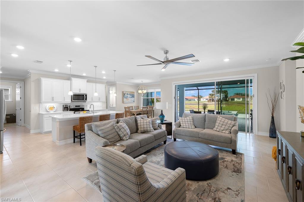 ROYAL PALM GOLF ESTATES - Residential Lease