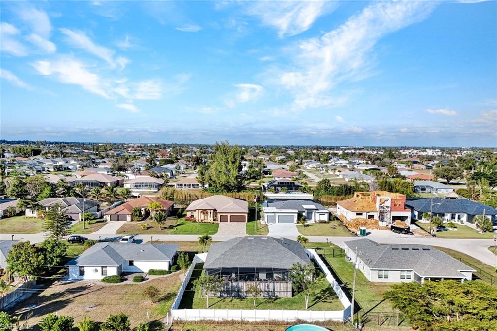 CAPE CORAL - Residential