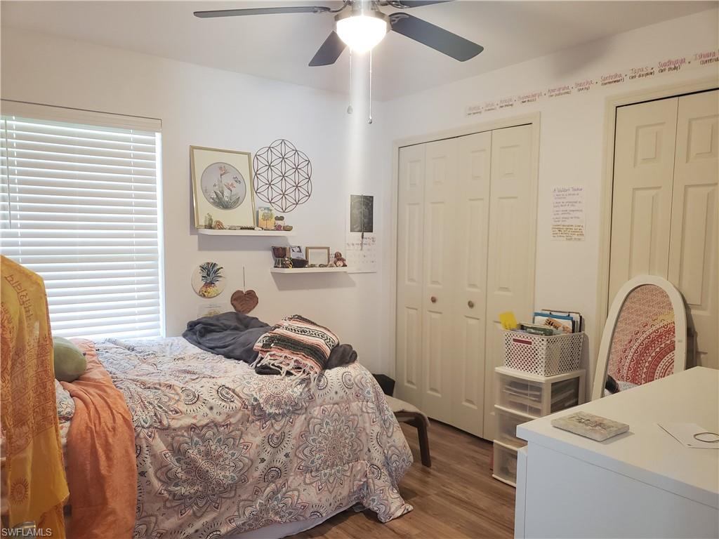 SAN CARLOS PARK - Residential