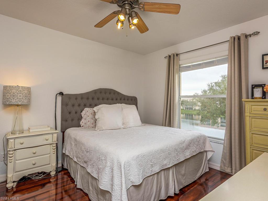 VICTORIA LAKES - Residential