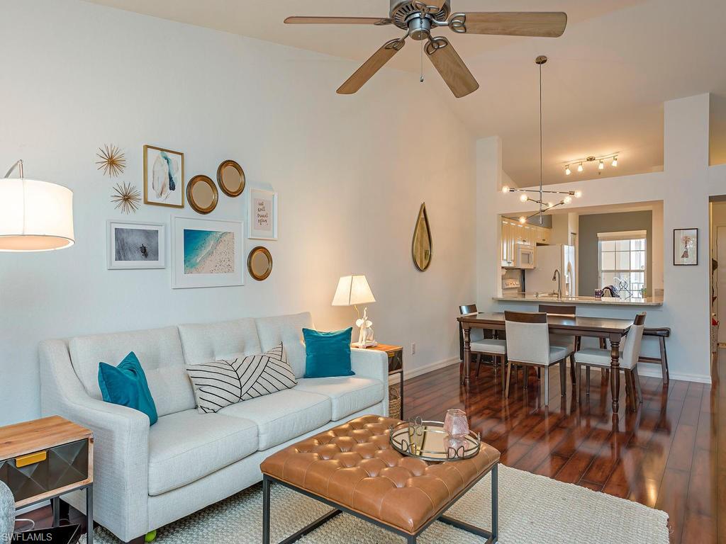 VICTORIA LAKES - Residential