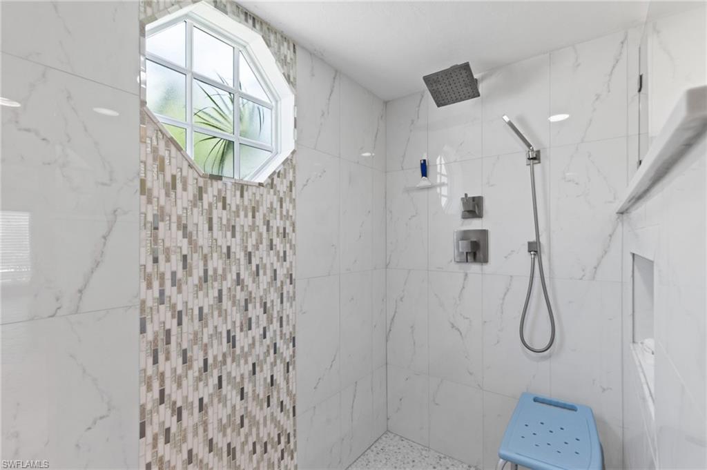 DAUGHTREYS CREEK - Residential