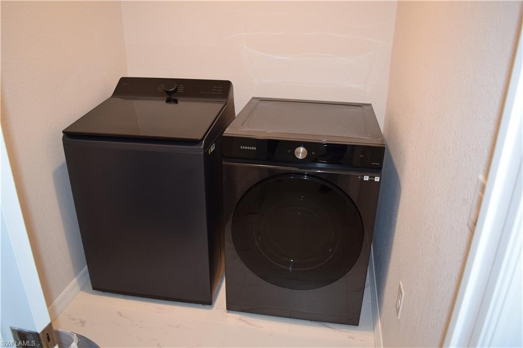 GREENBRIAR - Residential Lease