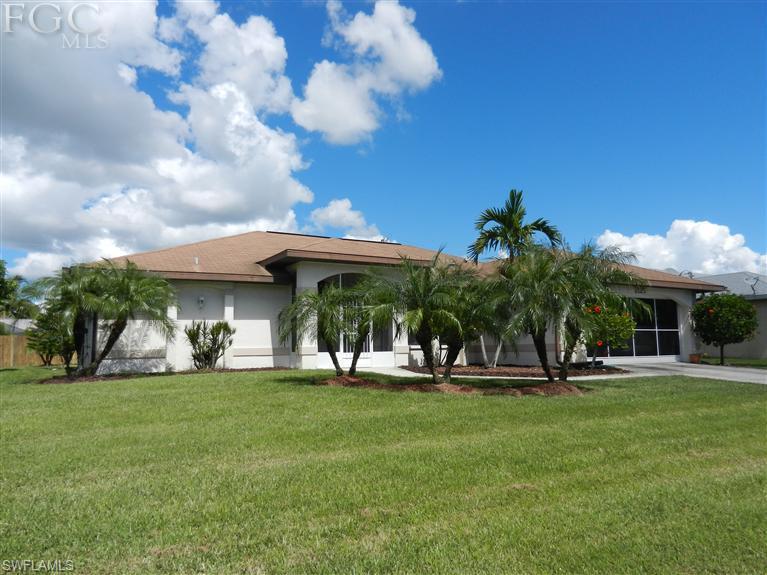 CAPE CORAL - Residential