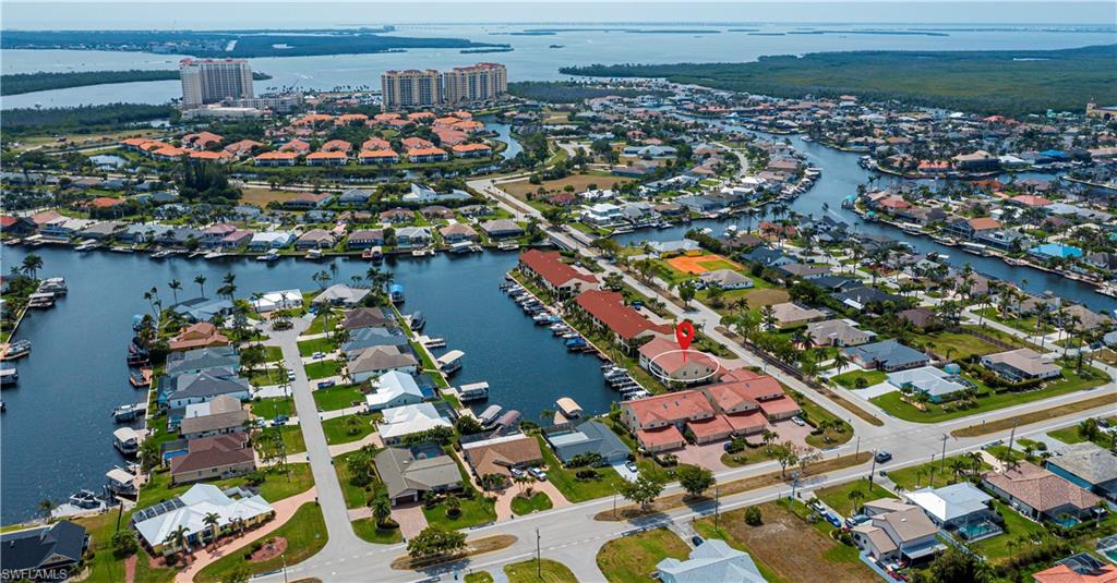 CAPSTAN II CONDO - Residential