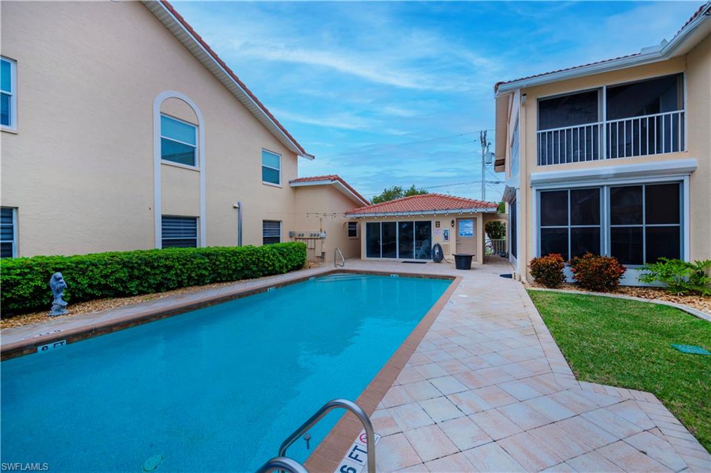 CAPSTAN II CONDO - Residential