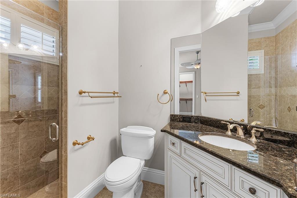 CASTLEWOOD - Residential