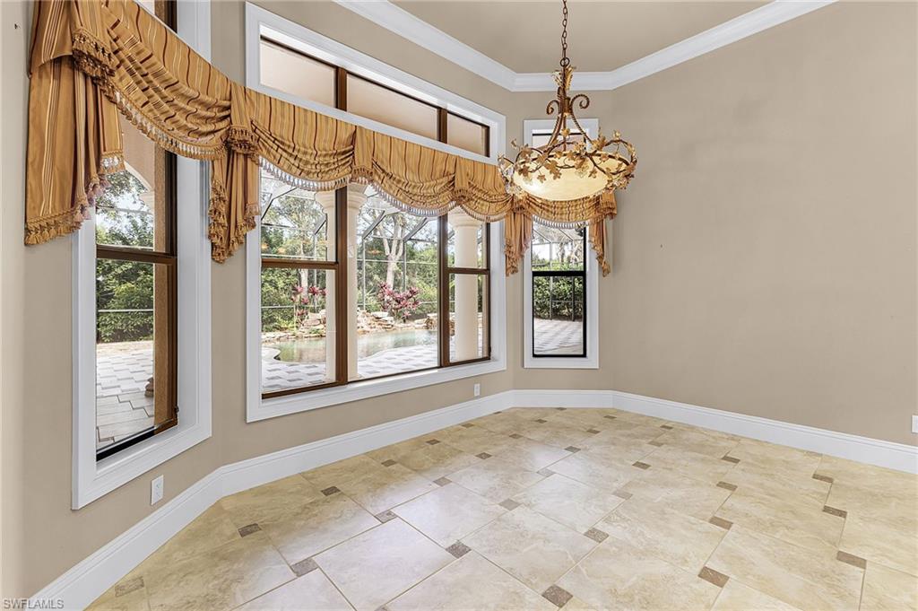 CASTLEWOOD - Residential