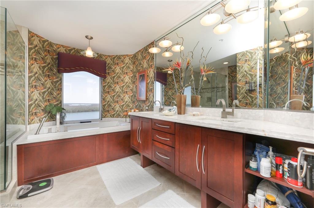 WATERSIDE AT BAY BEACH - Residential