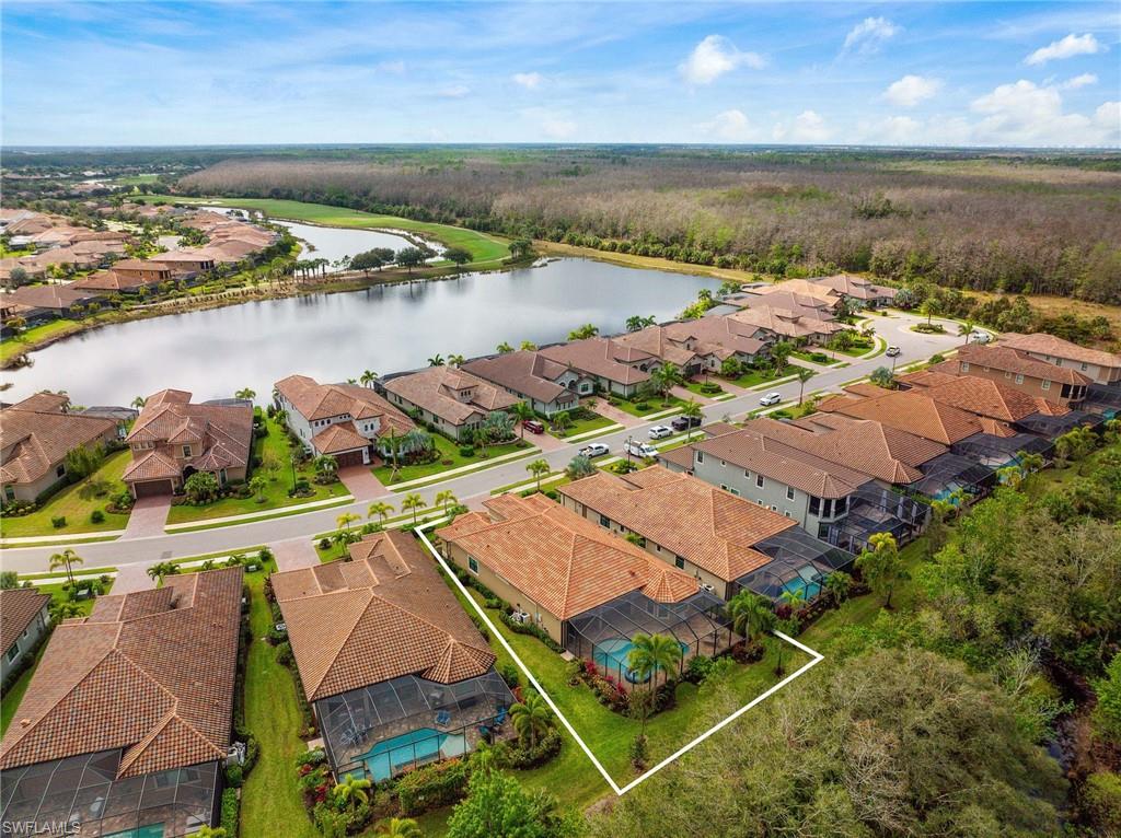 TWIN EAGLES - Residential