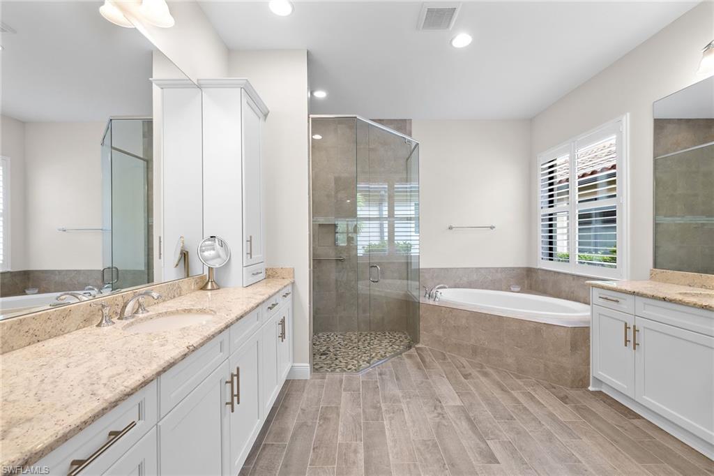 TWIN EAGLES - Residential