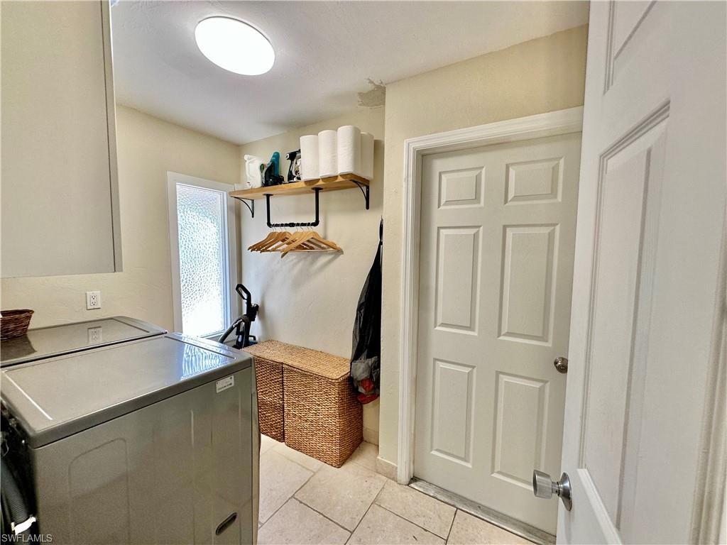 PINE HURST ESTATES - Residential Lease