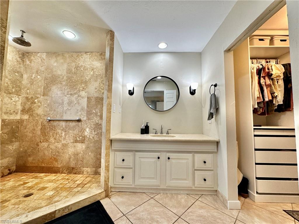 PINE HURST ESTATES - Residential Lease