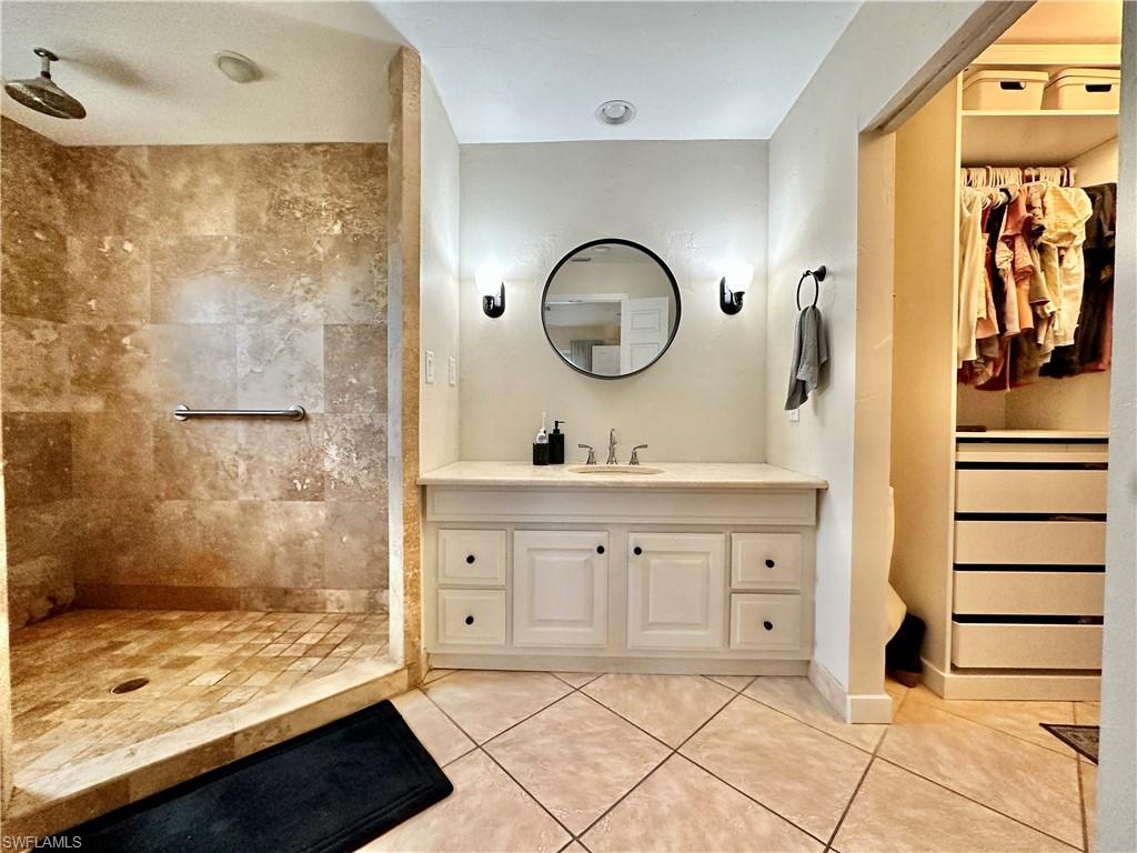 PINE HURST ESTATES - Residential Lease