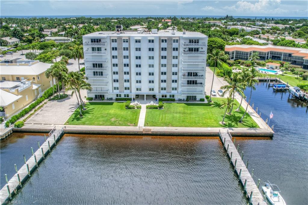 BAY TERRACE - Residential