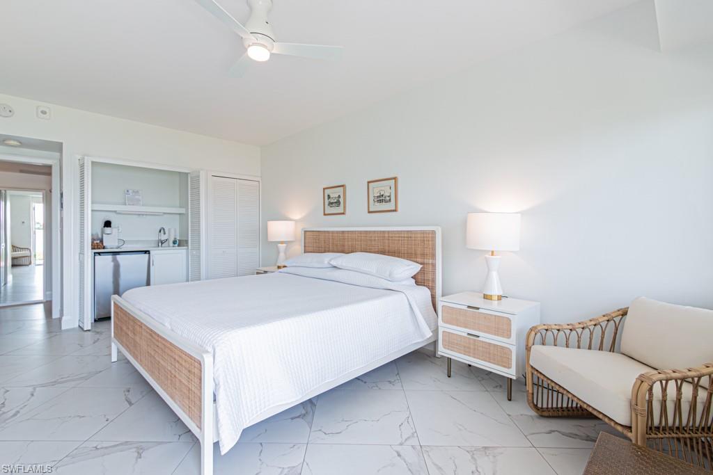 BAY TERRACE - Residential