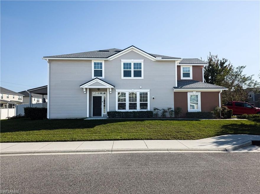 Beautiful end-unit townhome with a 2-car garage. The roof was replaced by the association in October 2024. Available now for annual lease.