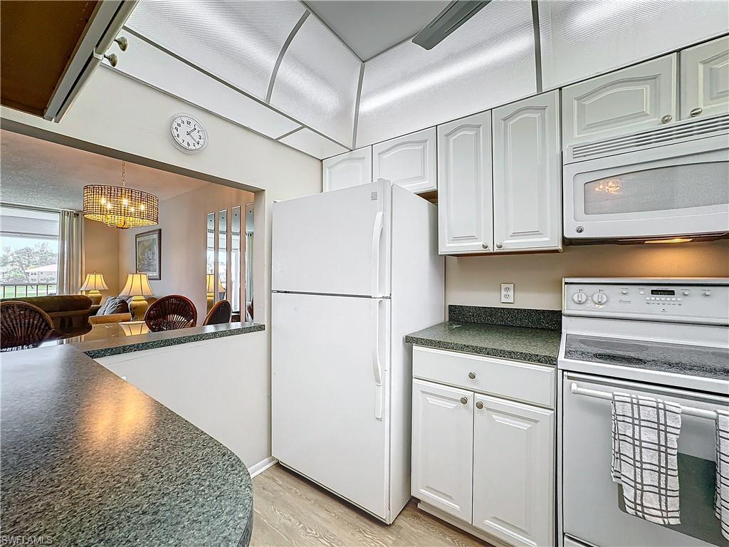 TURTLE LAKE GOLF COLONY - Residential Lease