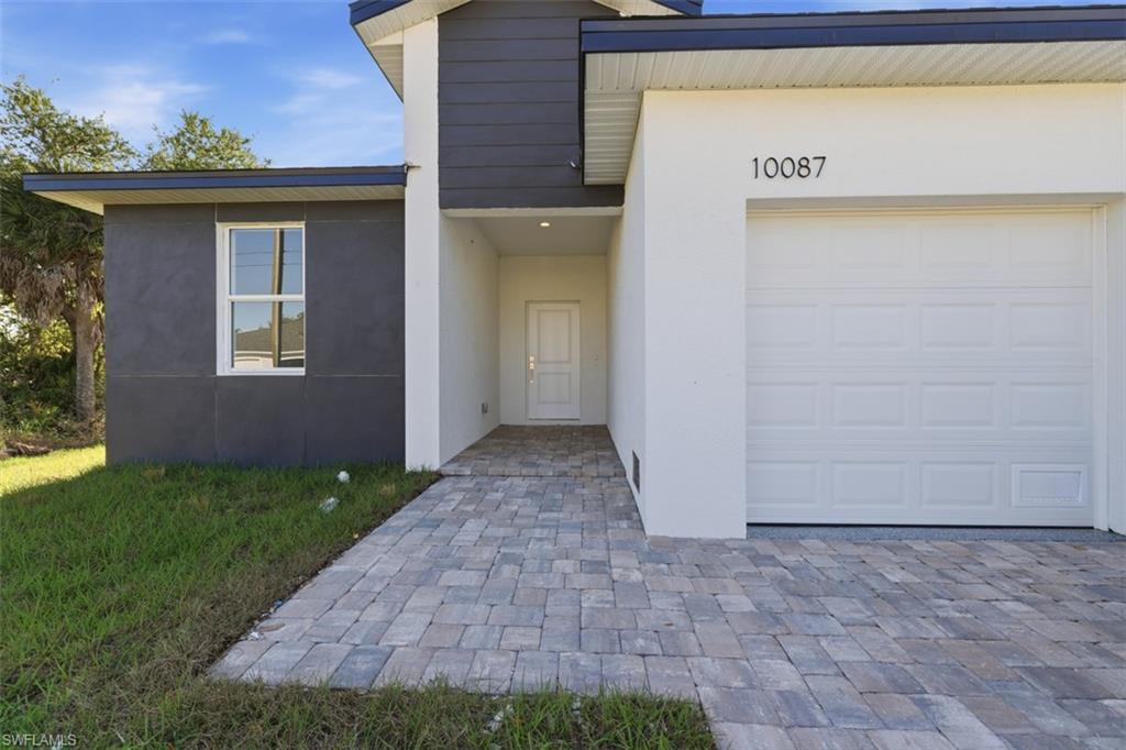 PORT CHARLOTTE - Residential Lease