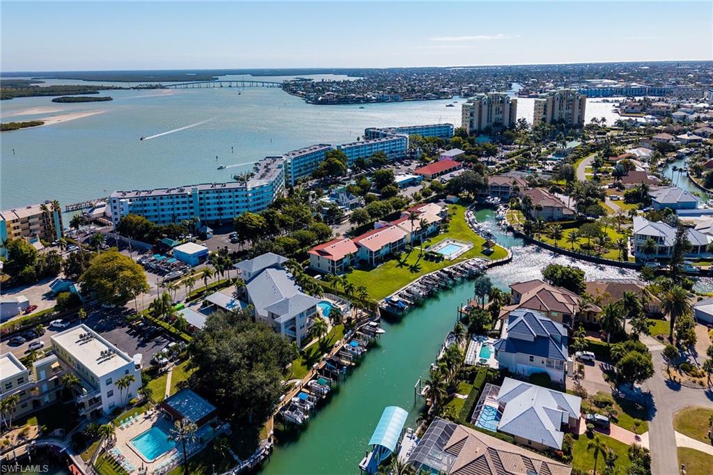 EAGLES RETREAT - Residential