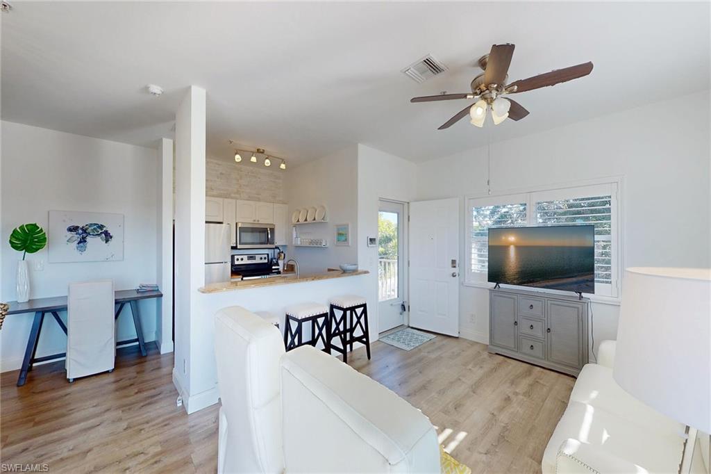 EAGLES RETREAT - Residential