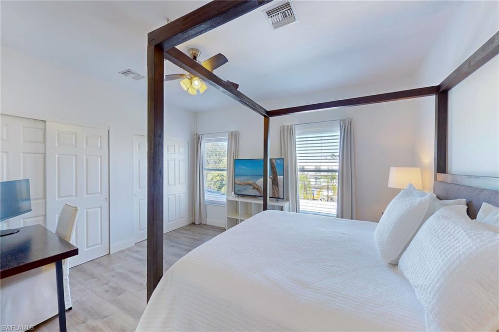 EAGLES RETREAT - Residential