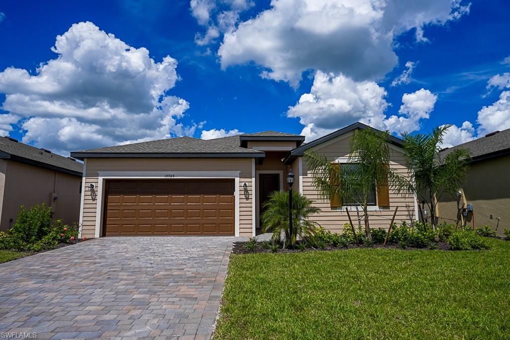 Photo of 15081 Palamos CIR, FORT MYERS, FL 33905 (MLS # 226004865)