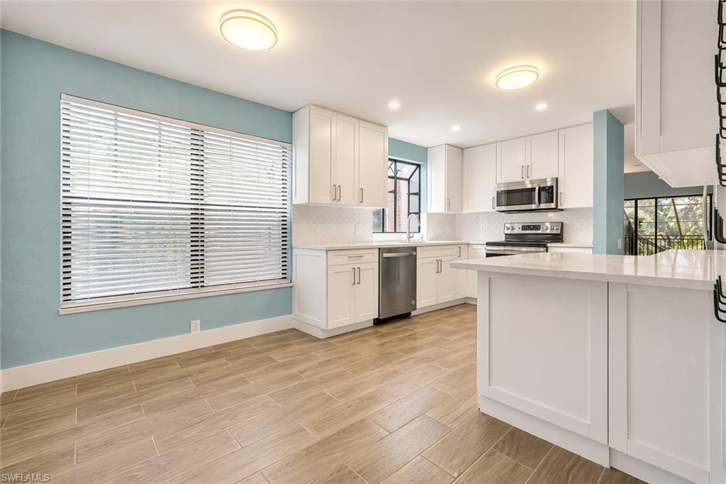 ISLAND PARK VILLAGE - Residential