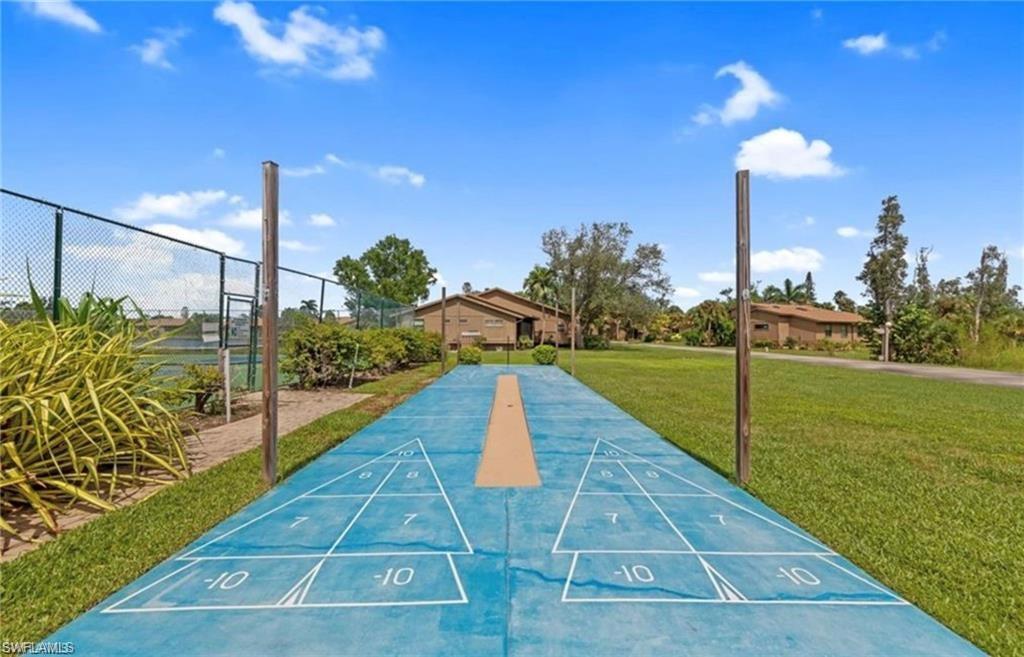 ISLAND PARK VILLAGE - Residential