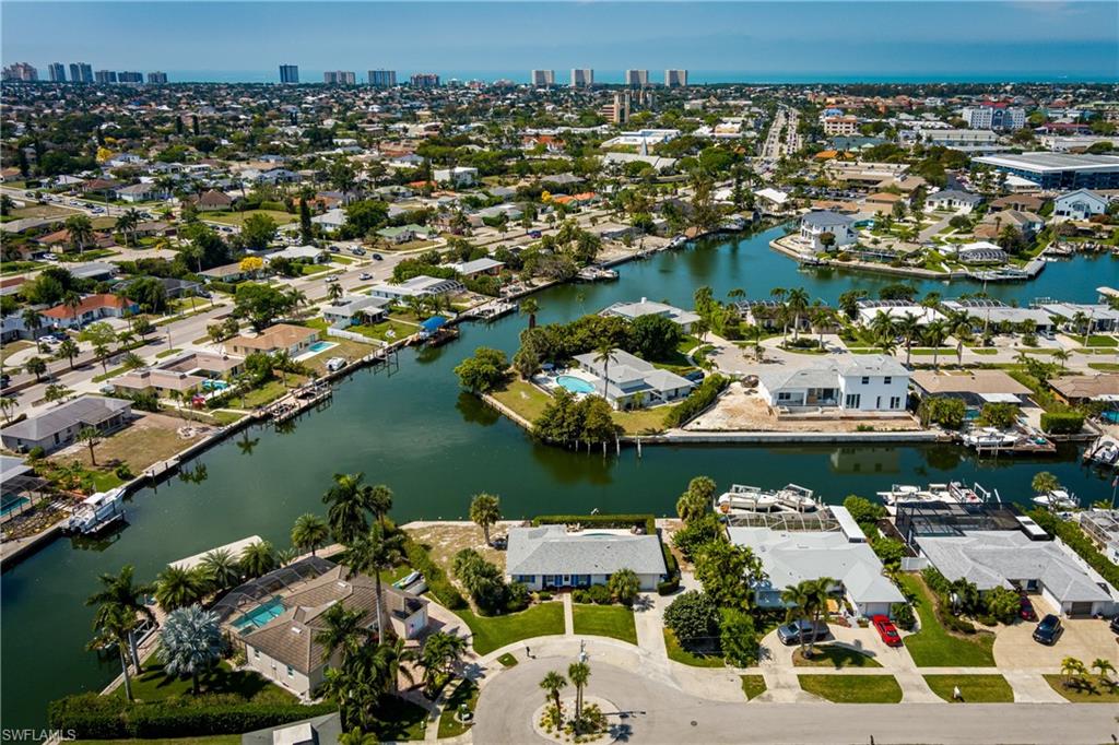 MARCO BEACH - Residential