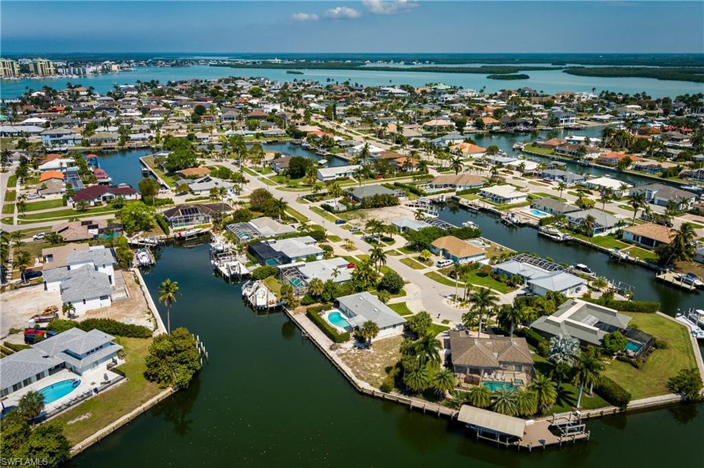 MARCO BEACH - Residential