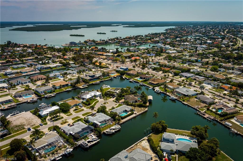 MARCO BEACH - Residential