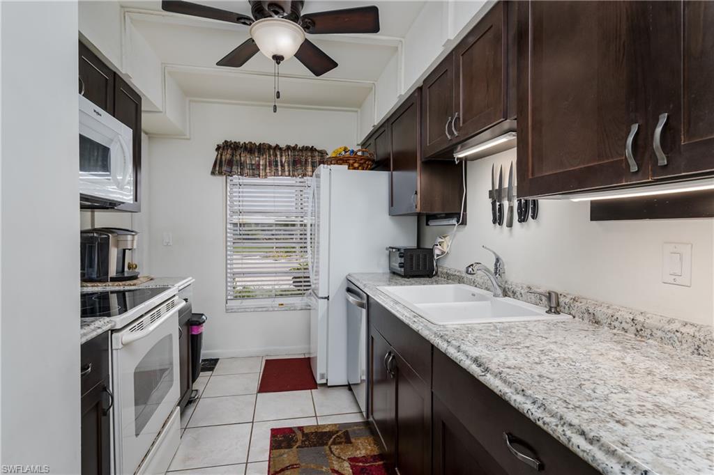 MARCO BEACH - Residential