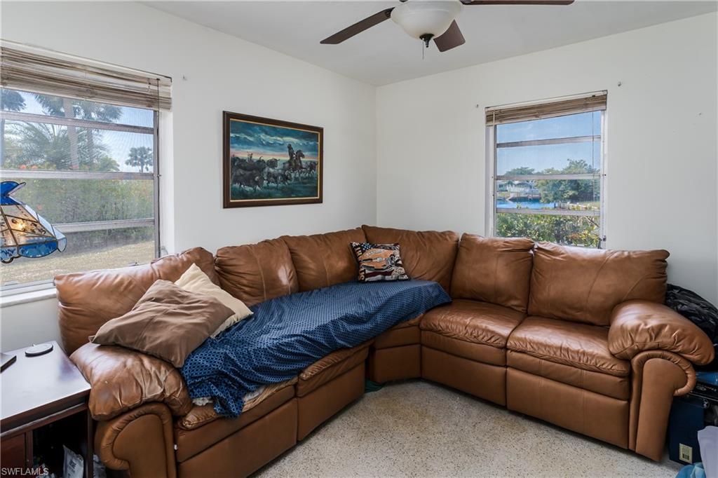 MARCO BEACH - Residential