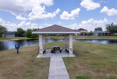 A home in PUNTA GORDA