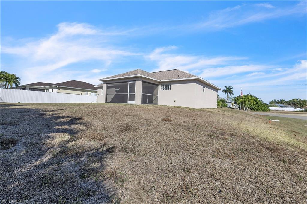 CAPE CORAL - Residential